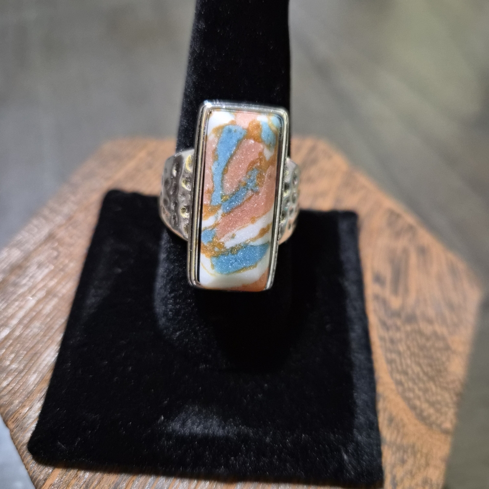 Elegant Multicolor Stone Ring Size 9 NWT A6 Western Wear Faux Turquoise